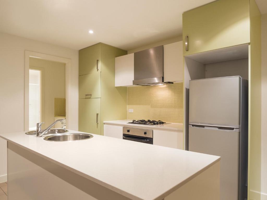 Oaks Glenelg Liberty Suites Adelaida Habitación foto