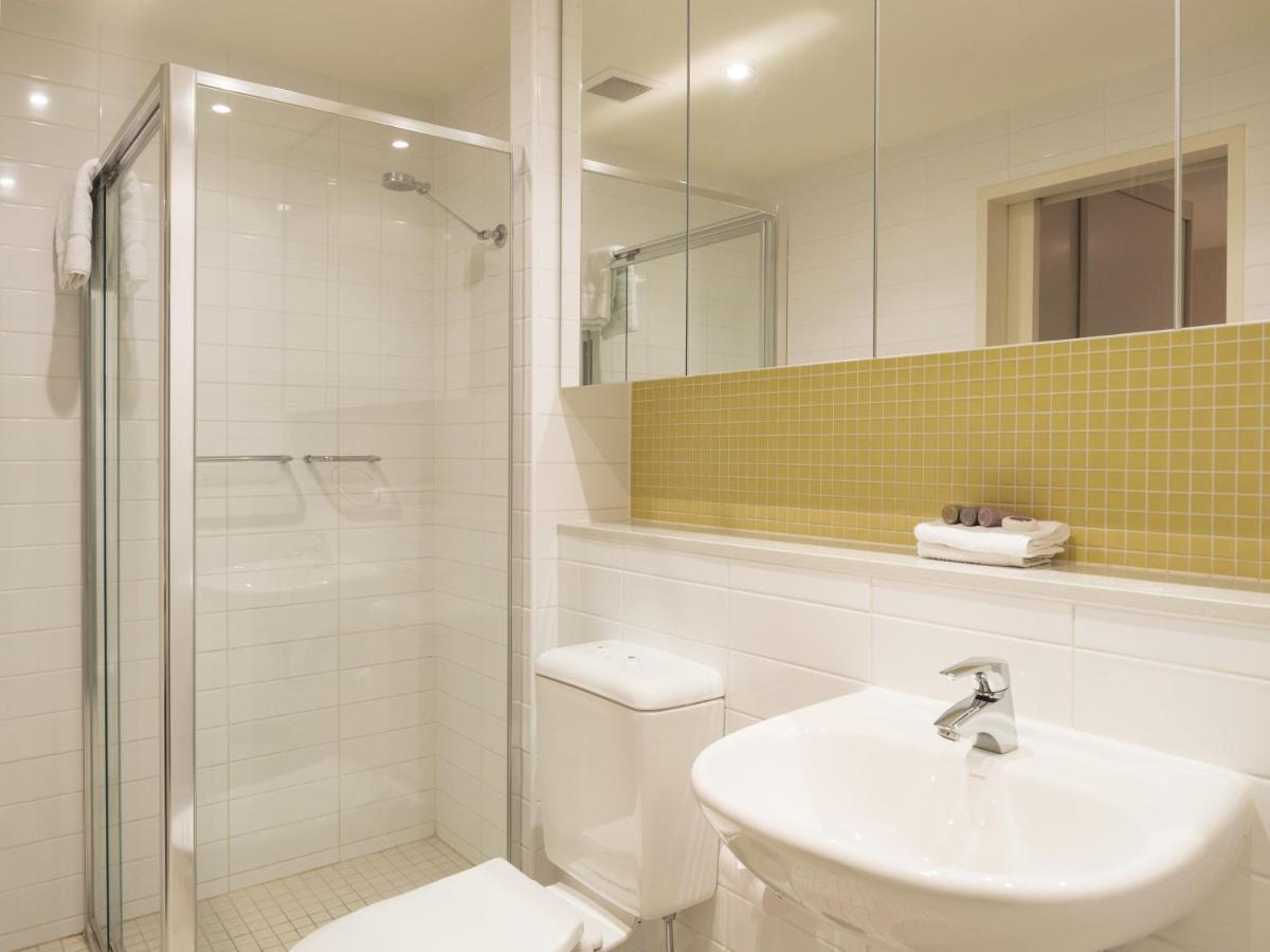 Oaks Glenelg Liberty Suites Adelaida Habitación foto